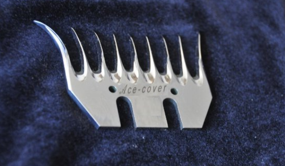 Ace - Left Hand Cover Combs